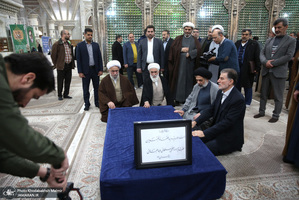 دیدار پرسنل مجمع جهانی اهل البیت با سید حسن خمینی