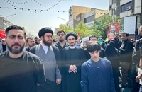 حضور سید احمد خمینی در تشییع شهدای اقتدار