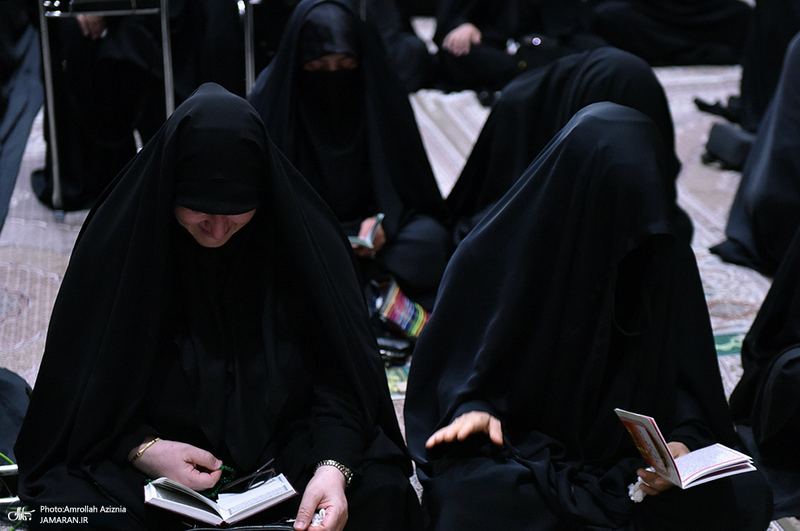 مراسم عزاداری ظهر عاشورا در حرم مطهر امام خمینی