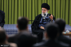 دیدار شاعران و اساتید ادبیات فارسی با رهبر معظم انقلاب