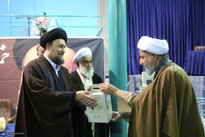 آئین رونمایی مجموعه چهار جلدی ودیعه