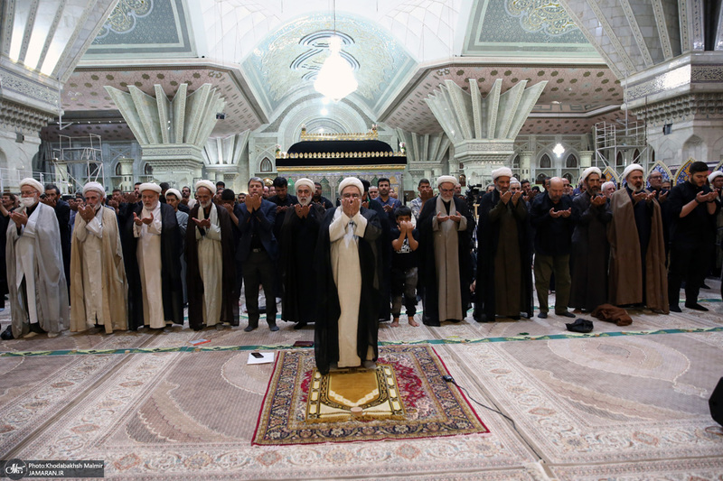 مراسم عزاداری شب عاشورای حسینی (ع) در حرم امام خمینی (س) 2