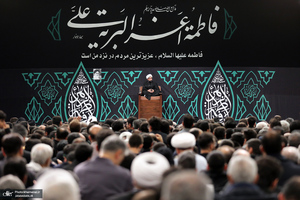 دومین شب مراسم عزاداری حضرت فاطمه‌زهرا (س) در حسینیه امام خمینی