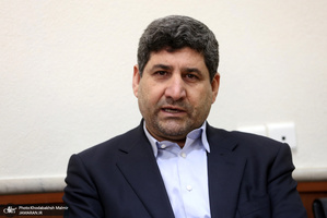 دیدارمدیران و جمعی از اعضای تحریه موسسه مطبوعاتی ایران و خبرگزاری ایرنا با سید حسن خمینی