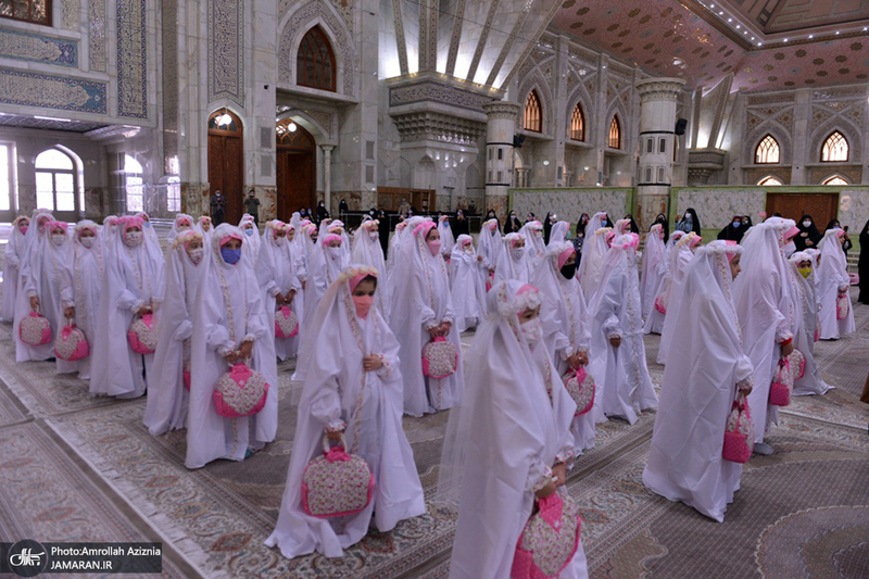 مراسم جشن تکلیف فرزندان کارکنان معاونت آماد و پشتیبانی سپاه در حرم مطهر امام خمینی(س)