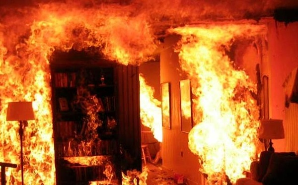 آتش‌سوزی یک منزل مسکونی در کیانشهر اهواز