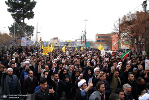 راهپیمایی مردم قم در محکومیت ترور سردار قاسم سلیمانی