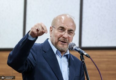 طعنهٔ قالیباف به مخفی شدن سربازان آمریکایی در هتل‌ها و مراکز تفریحی کشورهای منطقه