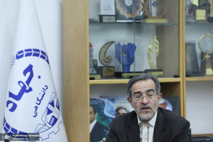 جلسه شورای جهاد دانشگاهی با حضور محمدرضا عارف