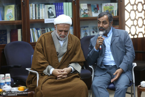 مراسم تقدیر از دست اندرکاران همایش نکوداشت وکلای حضرت امام خمینی (س)