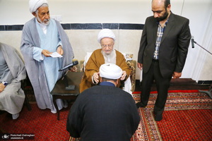 مراسم جشن عید غدیر و عمامه‌گذاری طلاب در بیت مراجع  تقلید و علما