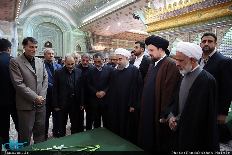 ادای احترام حسن روحانی به امام خمینی و رییس فقید مجمع تشخیص مصلحت نظام