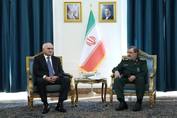 سرلشکر رضایی: ترامپ در باتلاق جنگ و مذاکره گرفتار شده است؛ آمریکا آینده‌ای در منطقه ندارد