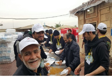 3 هزار بسته غذایی در میان زائران حسینی کهریزک توزیع می شود