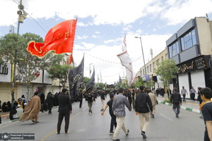 دسته عزاداری روز شهادت امام جعفر صادق (ع) با حضور آیت الله العظمی وحید خراسانی