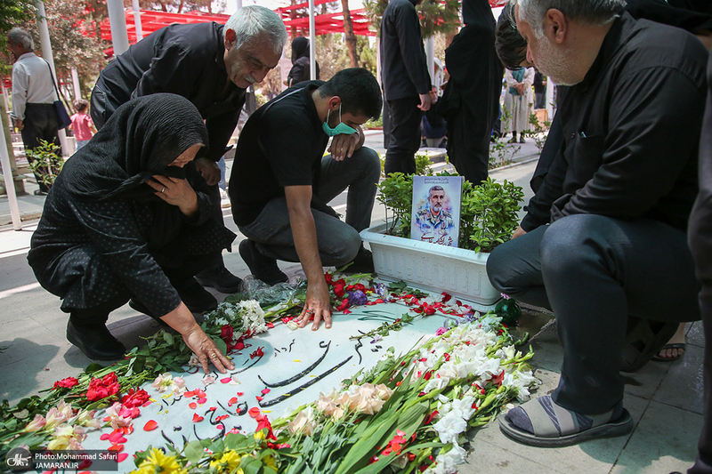 گلزار شهدای جنگ تحمیلی ۱۲روزه در بهشت زهرا (س)