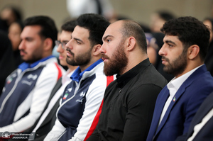 دیدار قهرمانان و مدال‌آوران ورزشی و المپیادهای علمی جهانی با رهبر معظم انقلاب