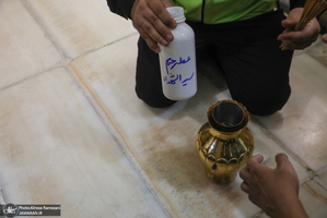 غباروبی ضریح مطهر حضرت عبدالعظیم حسنی (ع) و امام زاده حمزه (ع)