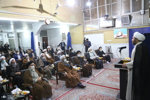 رونمایی از کتاب های «المکاسب المحرمه» و«ملحق العروه الوثقی» تالیف آیت الله العظمی صانعی(ره)