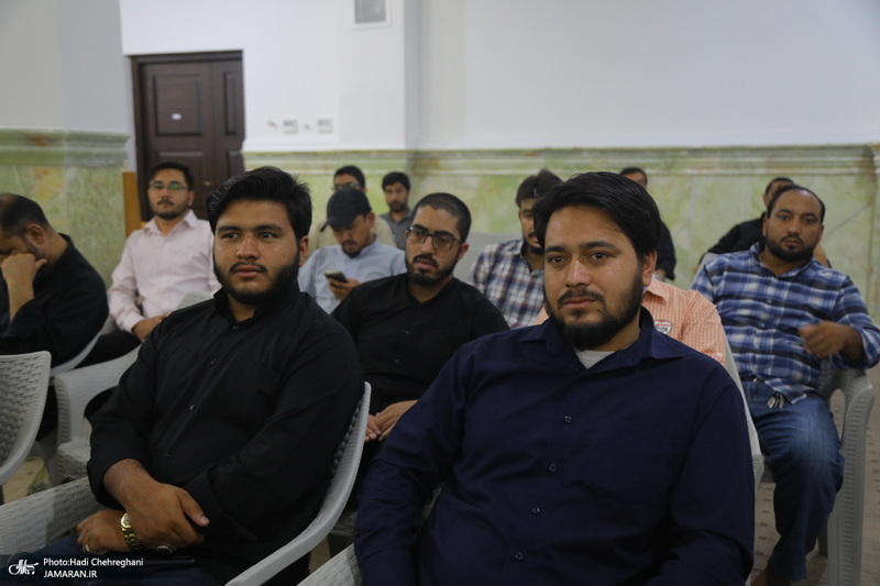 نشست «قرآن و عترت، محور اتحاد مسلمانان در اندیشه امام خمینی(س)» به زبان اردو