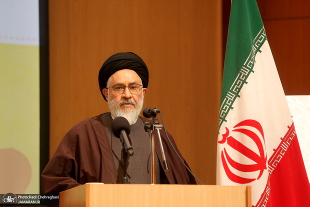 حوزه علمیه قم قابل مقایسه با هیچ یک از مراکز علمی در سطح دنیا نیست 