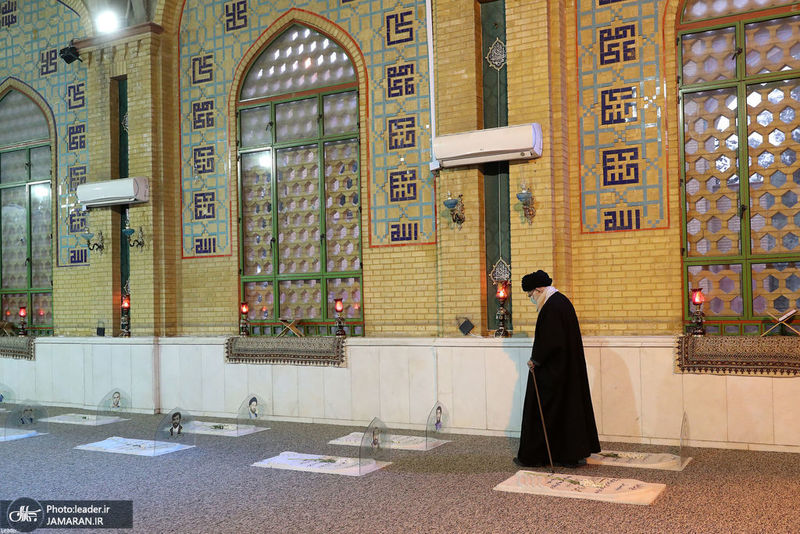 حضور رهبر معظم انقلاب در حرم مطهر حضرت امام خمینی(س)