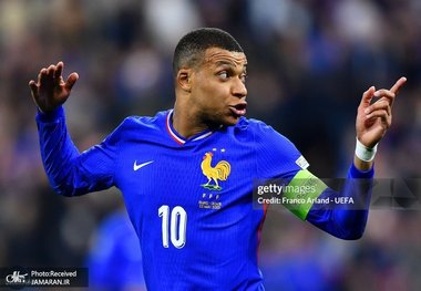 ویدیو| امباپه متعجب از ماشین کنترلی!