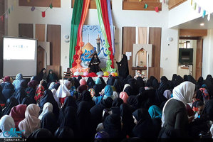 مراسم بزرگداشت روز دختر در بیت تاریخی حضرت امام در خمین