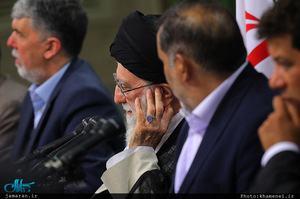 دیدار جمعی از شاعران و اهالی فرهنگ و ادب با رهبر معظم انقلاب