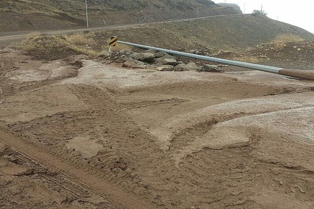 مشکل راه روستای گردشگری اوان الموت همچنان ادامه دارد