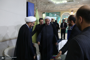 حضور حجت الاسلام و المسلمین علی کمساری در سی و ششمین نمایشگاه کتاب تهران