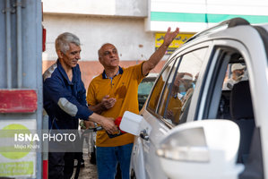 جریان عادی زندگی در شهر تهران...