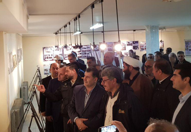 نمایشگاه عکس دستاوردهای انقلاب در پیرانشهر افتتاح شد