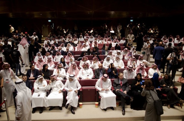 نخستین سینما در عربستان پس از ۴۰سال افتتاح شد + تصاویر