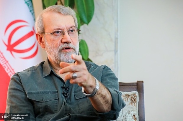 لاریجانی با شبکه آمریکایی گفت و گو کرد + عکس