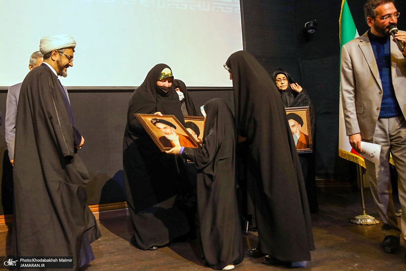 آئین افتتاح هفته فرهنگی «بر آستان آفتاب» در بیت تاریخی امام