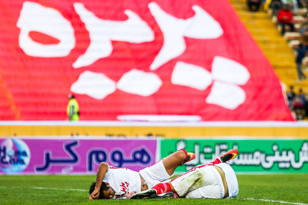 اکبر ایمانی به پدیده پیوست
