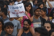 خشم و اعتراض گسترده در هند به دلیل تجاوز و قتل دختربچه 8 ساله+ تصاویر