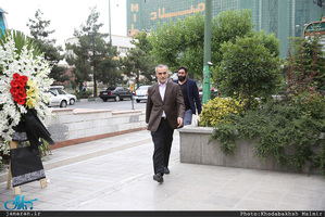 حضور سید حسن خمینی در مراسم ختم حجت الاسلام و المسلمین حمیدزاده 