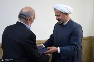 نشست هم اندیشی معاونین پژوهشی ادوار موسسه تنظیم و نشر آثار امام خمینی(س) 