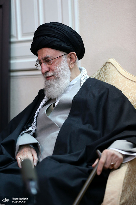 حضور رهبر معظم انقلاب اسلامی در منزل شهید حاج قاسم سلیمانی