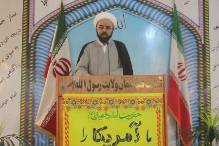 امام جمعه خلخال: دشمن در تلاش برای بی اعتمادی مردم به سیستم بانکی است