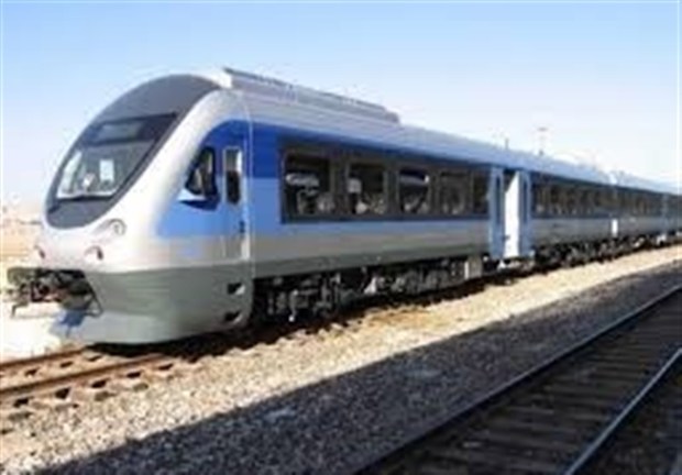 کل ریل‌گذاری راه‌‎آهن همدان از استان مرکزی در دولت یازدهم انجام شد