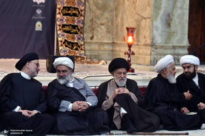 مراسم عزادارای شب عاشورا در حرم مطهر امام خمینی
