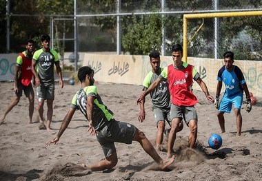 بازیکن هرمزگانی به اردوی تیم ملی فوتبال ساحلی دعوت شد