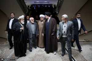 دیدار رئیس، مدیران و جمعی از کارکنان کمیته امداد امام خمینی (ره) با سید حسن خمینی