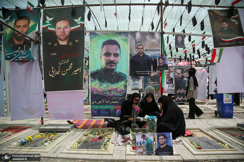 گلزار شهدای جنگ تحمیلی ۱۲روزه در بهشت زهرا (س)