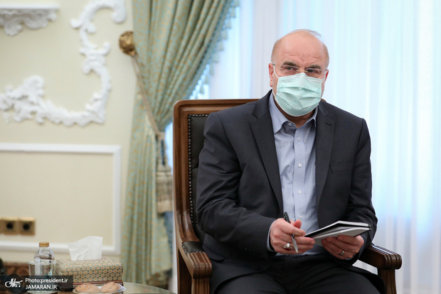 قالیباف: انقلاب اسلامی برای جلوگیری از به حاشیه رفتن باید در فضای مجازی حاضر شود/ قدرت سخت، جنس قدرت مطلق نبوده و محدود است