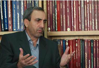 جلالی زاده: فضای ابتدای انقلاب و رهبری امام  به سمت عدالت و احقاق حقوق اقوام بود