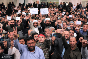 دیدار هزاران نفر از اقشار مختلف مردم با رهبر معظم انقلاب